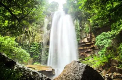 kirirom-national-park-waterval-rotsen