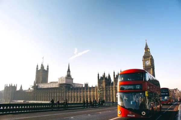 Londen Engeland Header Big Ben En Rode Dubbeldekker