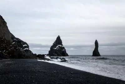Reynisfjara, zwart strand in IJsland