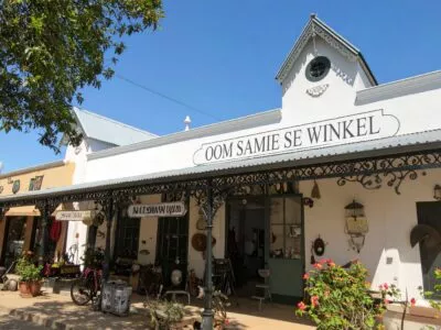 Dorpstraat in Stellenbosch, Zuid-Afrika.