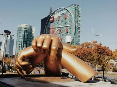 Standbeeld van Gangnam Style in Seoul, Zuid-Korea.