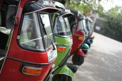 Sri Lanka Tuktuk Meerdere